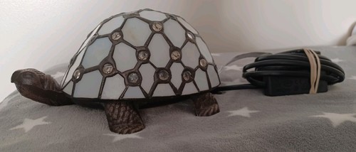 Tiffany style table lamp - tiffany,